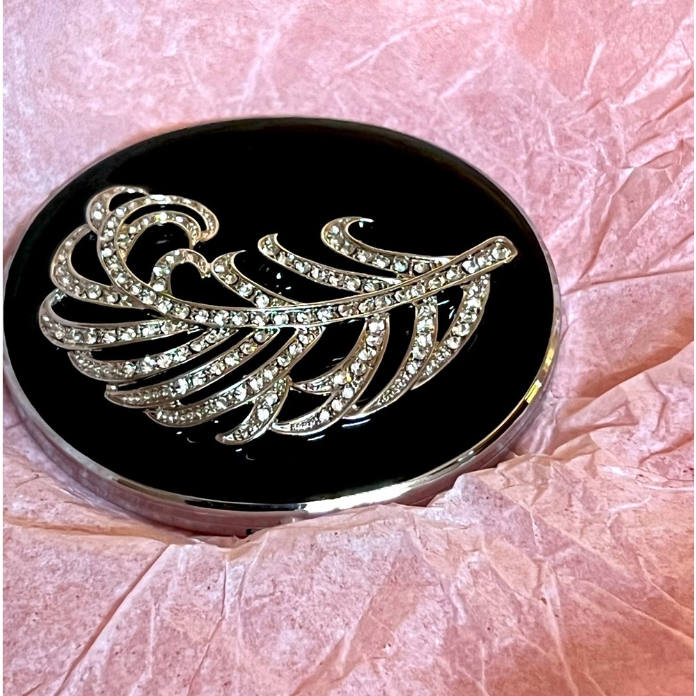 NEW Spring Street Double Mirror Jeweled Purse Compact.
